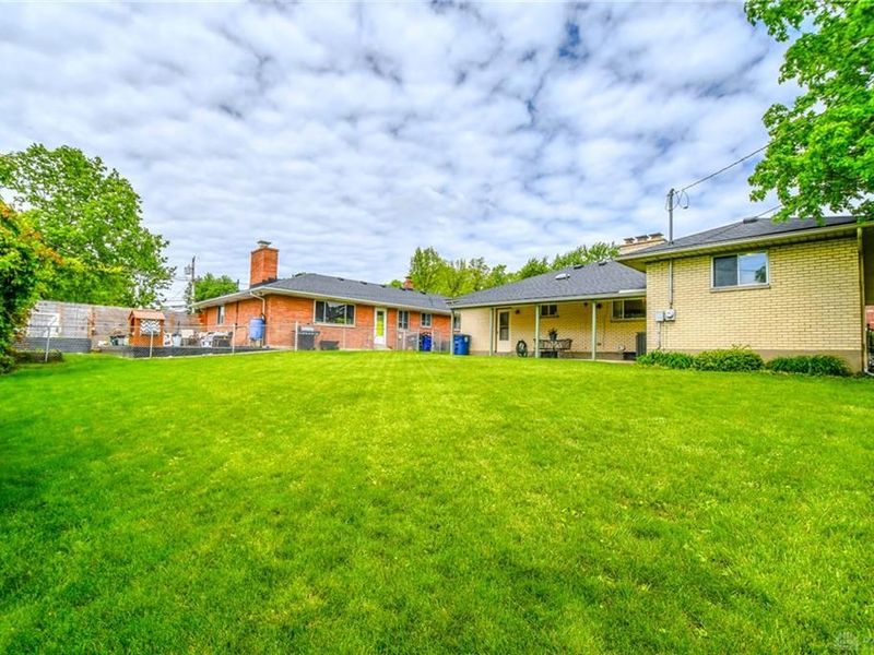 1404 Pinecrest Drive, Dayton, OH 45414 Photo 35