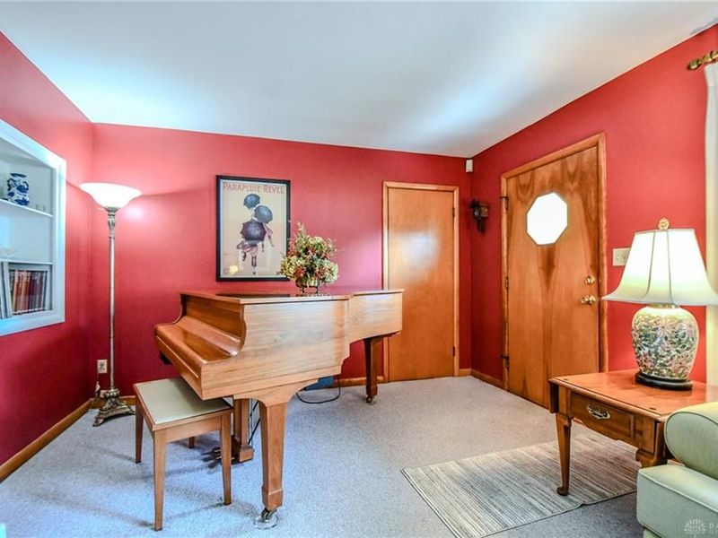 1404 Pinecrest Drive, Dayton, OH 45414 Photo 7