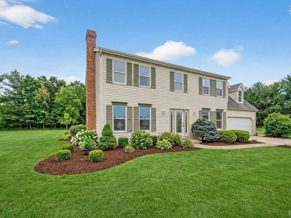 52453 Liberty Mills Court, Granger, IN 46530