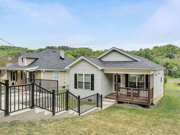 321 Craig AVE , Vinton, VA 24179