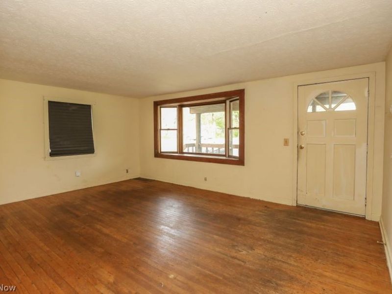 6425 Wall Street, Ravenna, OH 44266 Photo 13