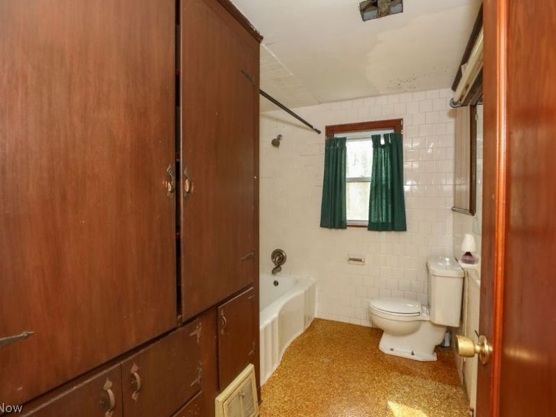 6425 Wall Street, Ravenna, OH 44266 Photo 19