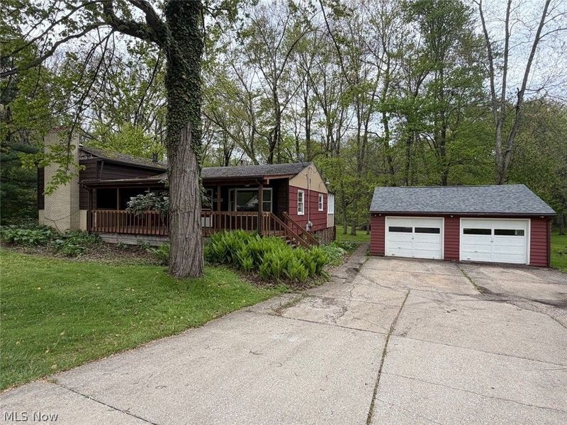 6425 Wall Street, Ravenna, OH 44266 Photo 2