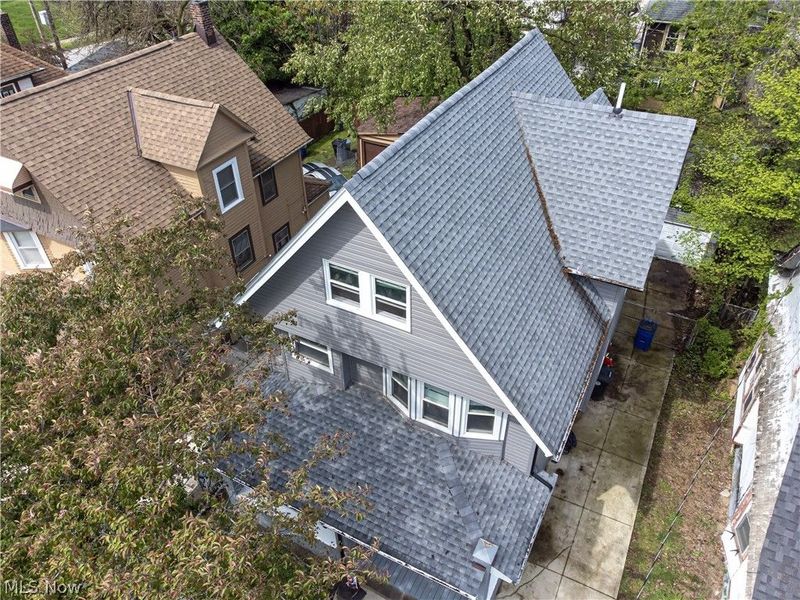 672 E 109th Street, Cleveland, OH 44108 Photo 2