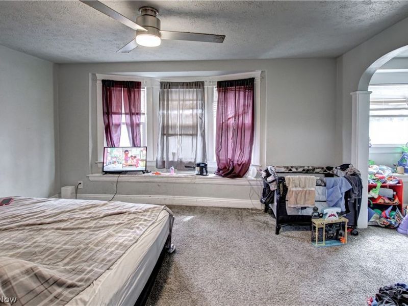 672 E 109th Street, Cleveland, OH 44108 Photo 20