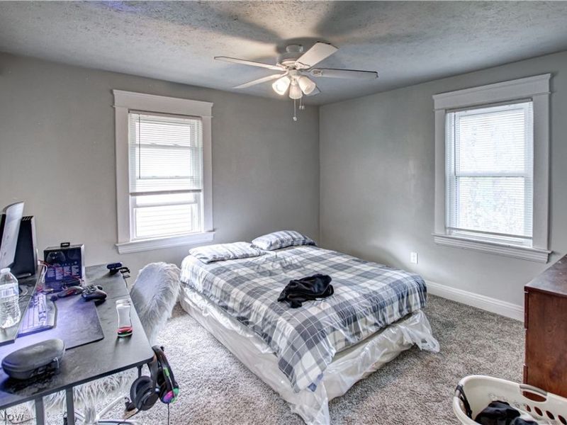 672 E 109th Street, Cleveland, OH 44108 Photo 22