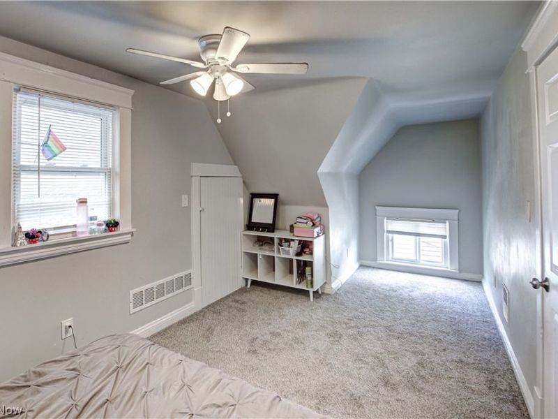 672 E 109th Street, Cleveland, OH 44108 Photo 30