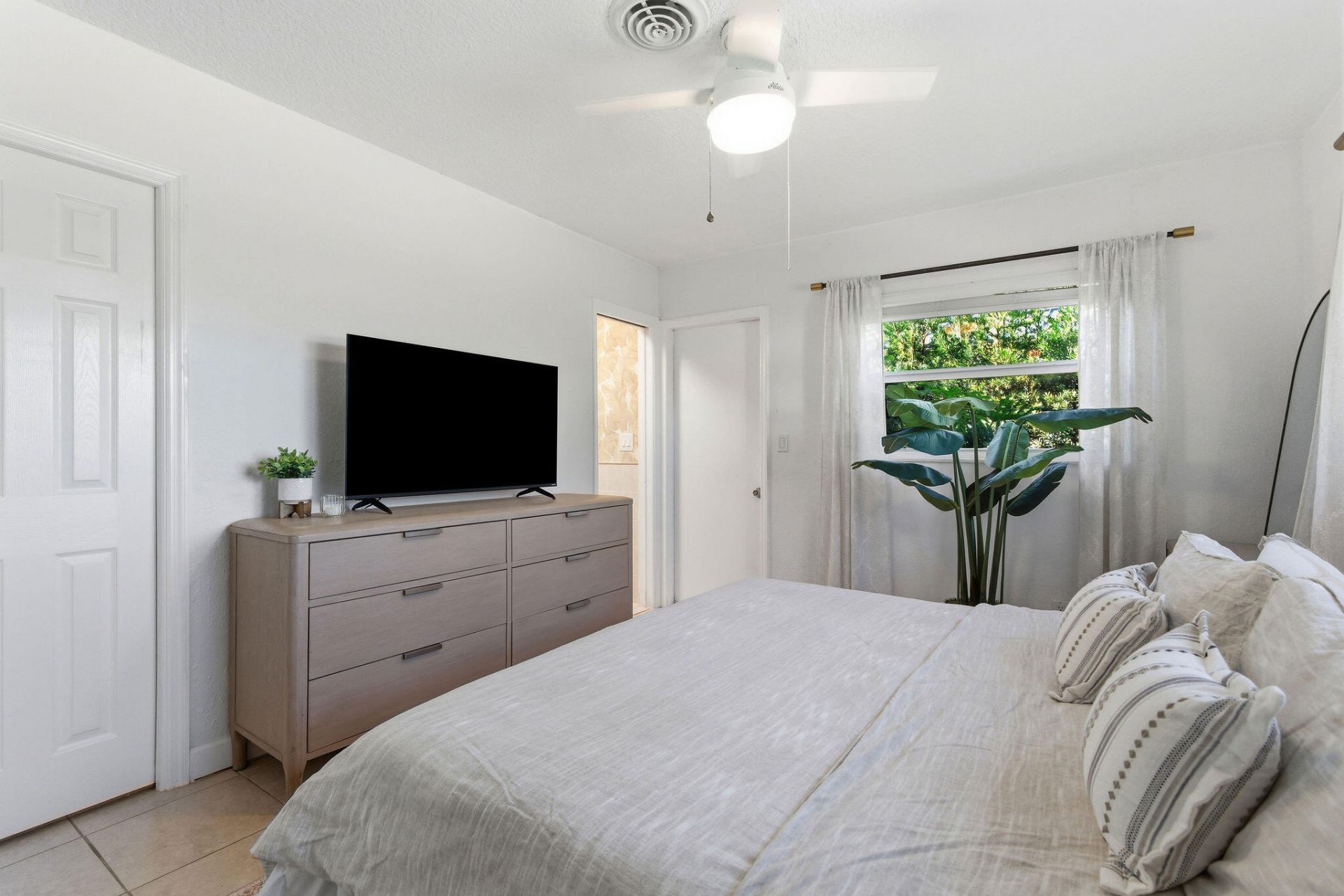 1850 SE 7th Street, Unit B, Pompano Beach, FL 33060 Photo
