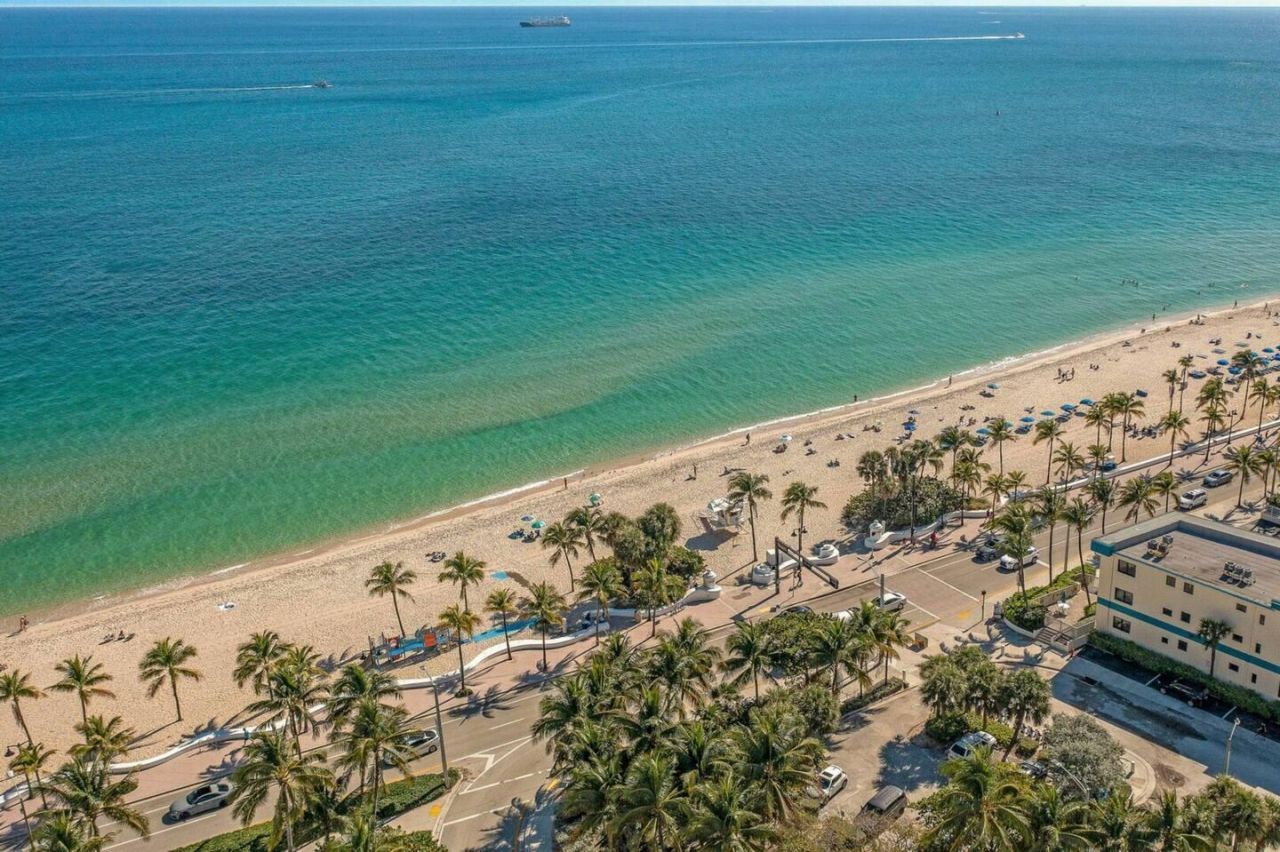 347 N Birch Road, Unit 1-9, Fort Lauderdale, FL 33304 Photo