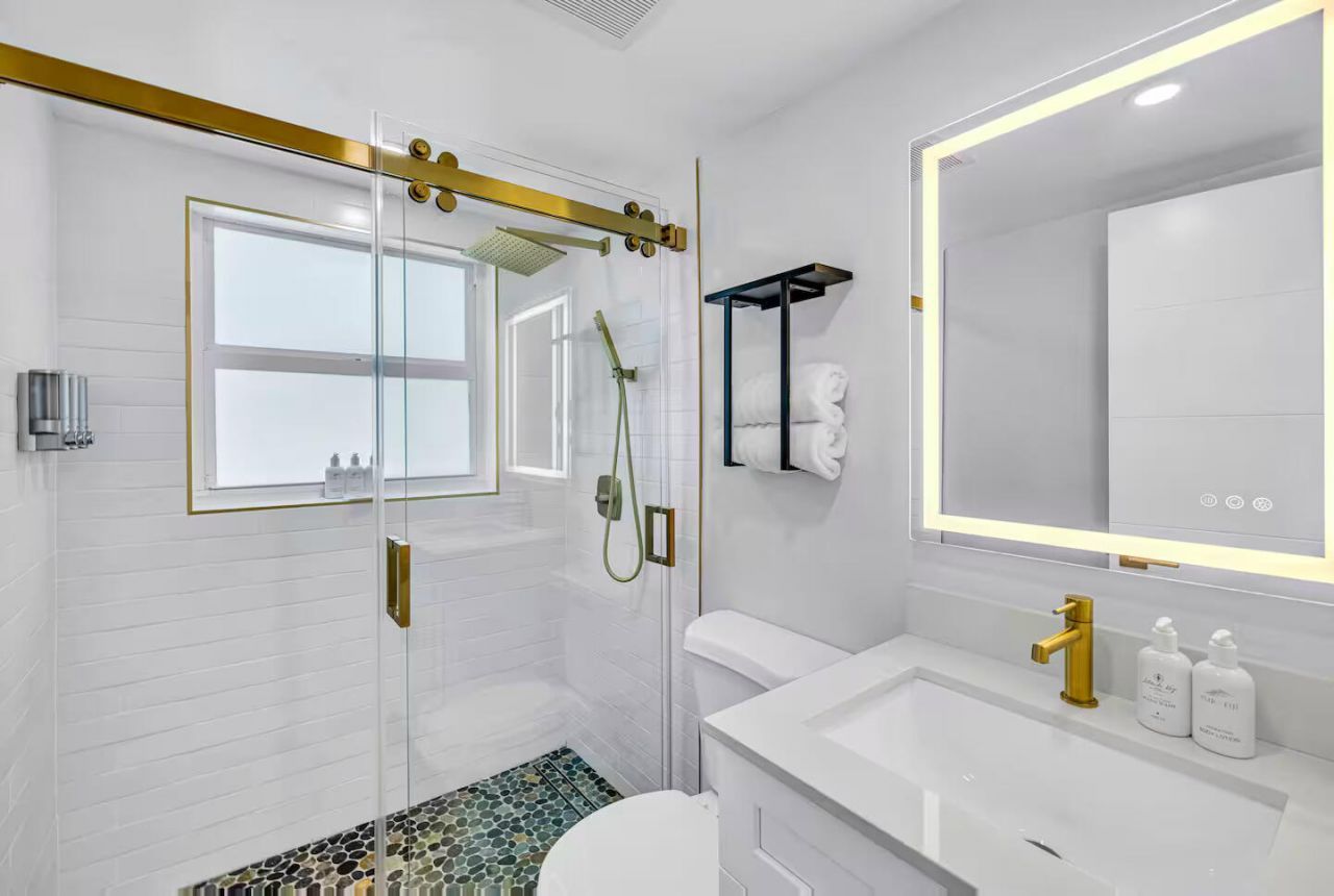 347 N Birch Road, Unit 1-9, Fort Lauderdale, FL 33304 Photo