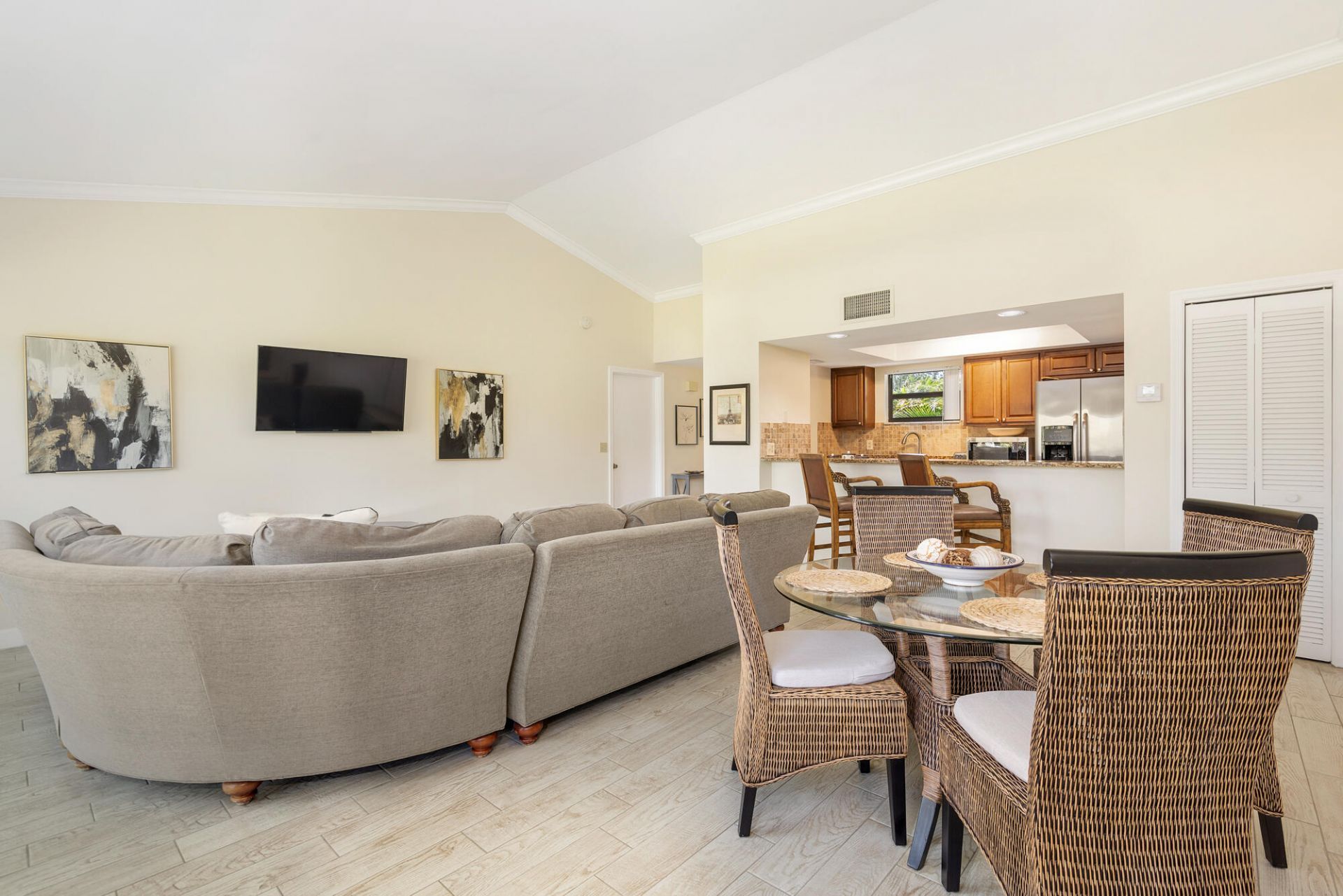 11863 Wimbledon Circle, Unit 501/500, Wellington, FL 33414 Photo
