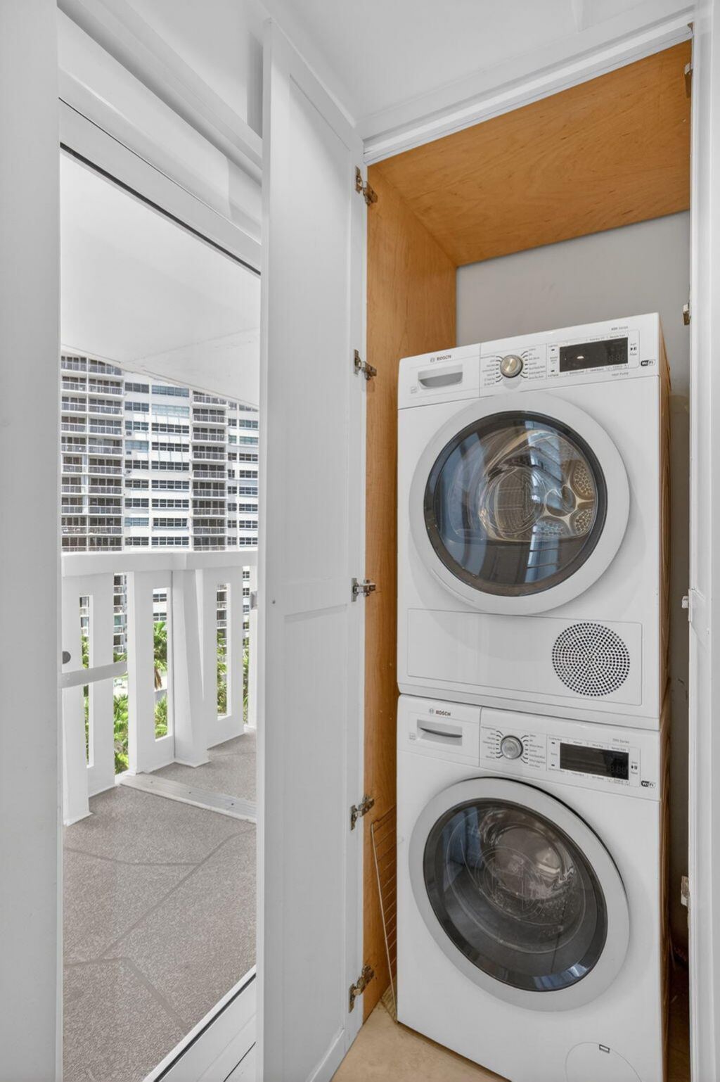 2000 S Ocean Drive, Unit 706, Fort Lauderdale, FL 33316 Photo