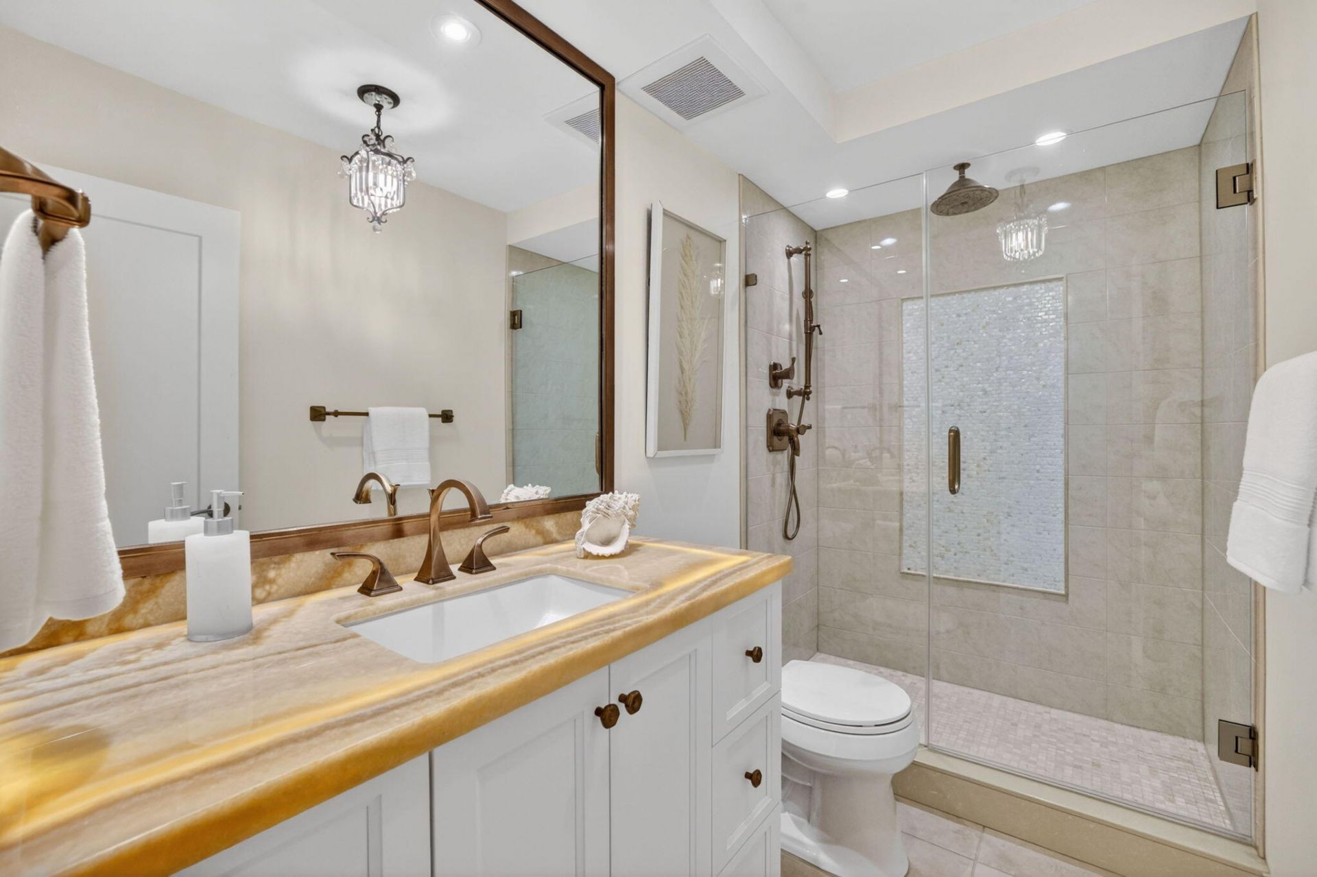 2000 S Ocean Drive, Unit 706, Fort Lauderdale, FL 33316 Photo