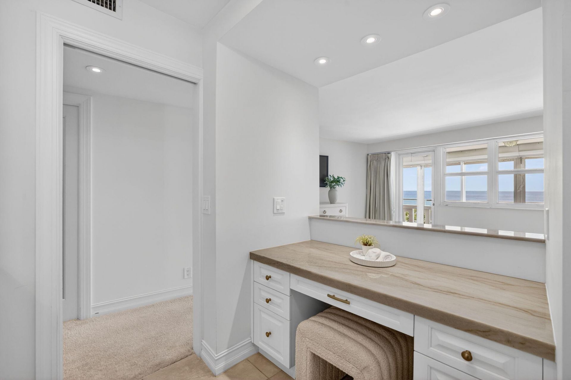 2000 S Ocean Drive, Unit 706, Fort Lauderdale, FL 33316 Photo