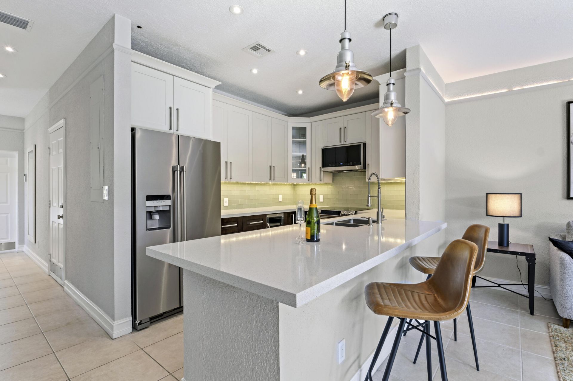 1741 NE 4th Avenue, Unit F5, Fort Lauderdale, FL 33305 Photo