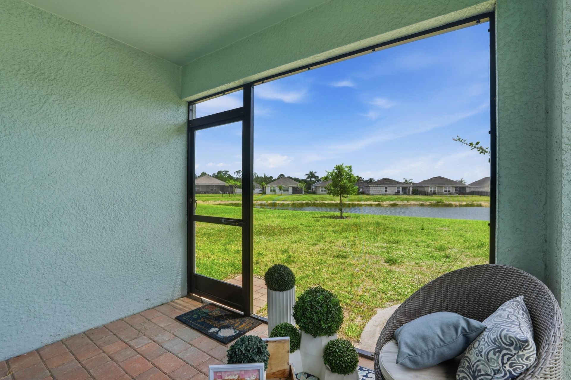 8909 Cascade Price Circle, North Fort Myers, FL 33917 Photo