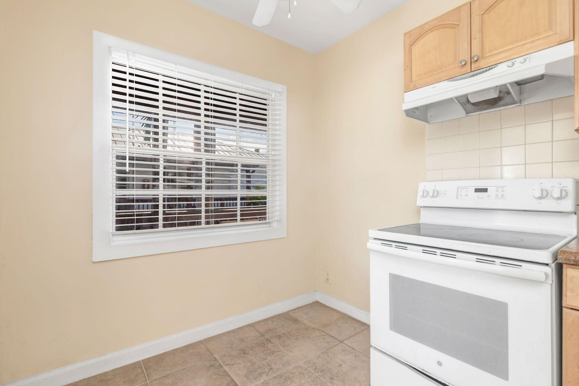 224 Conniston Road, West Palm Beach, FL 33422 Photo