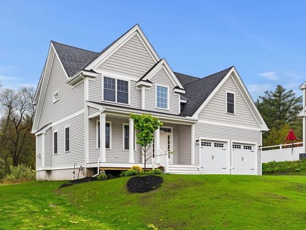 66 Parish Road, Unit 8, Georgetown, MA 01833