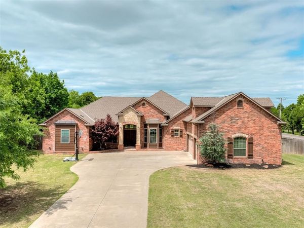 13991 NE 10th Street, Choctaw, OK 73020