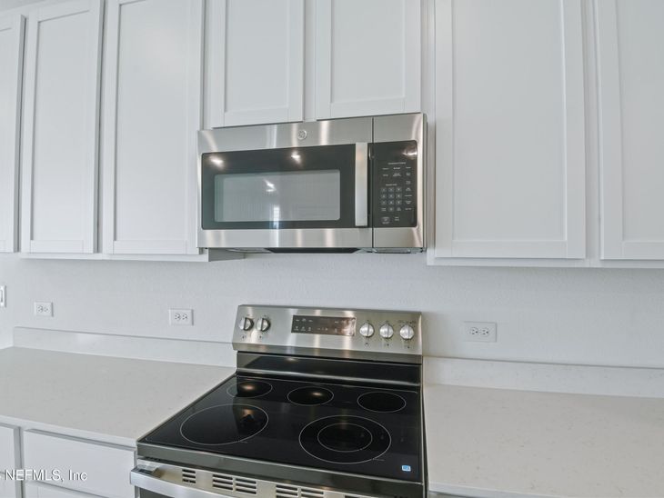 6025 Oracle Court, Jacksonville, FL 32205