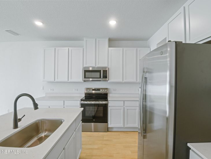 6025 Oracle Court, Jacksonville, FL 32205