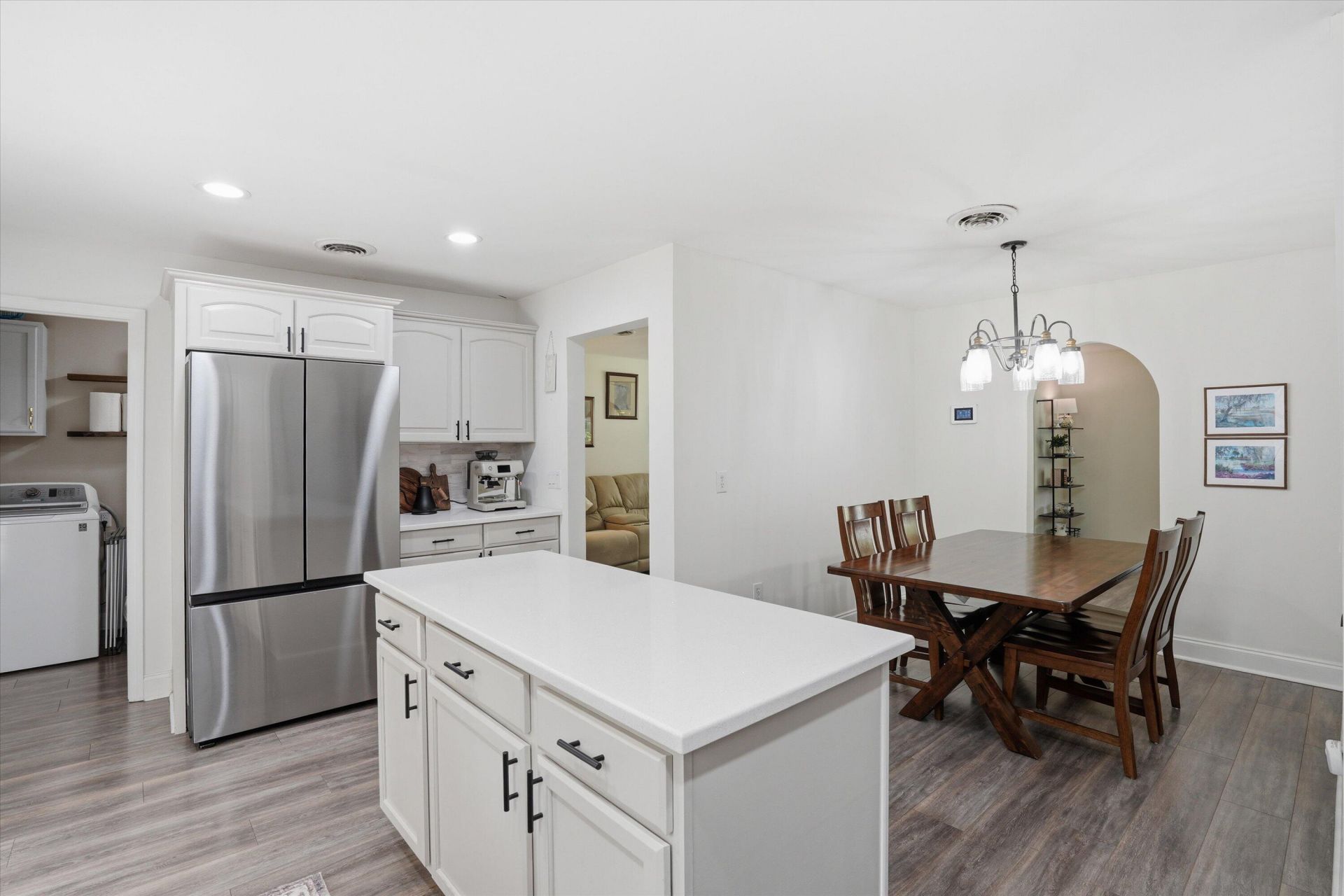 403 Forest Circle Photo 10
