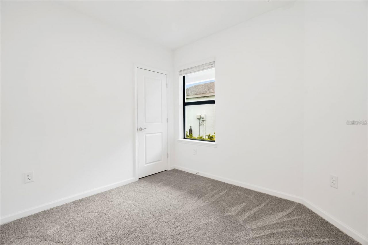 6560 Silverstar Drive, Sarasota, FL 34240 Photo