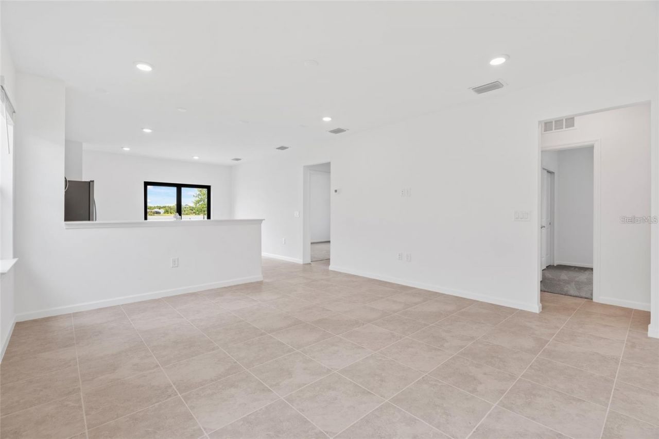 6560 Silverstar Drive, Sarasota, FL 34240 Photo