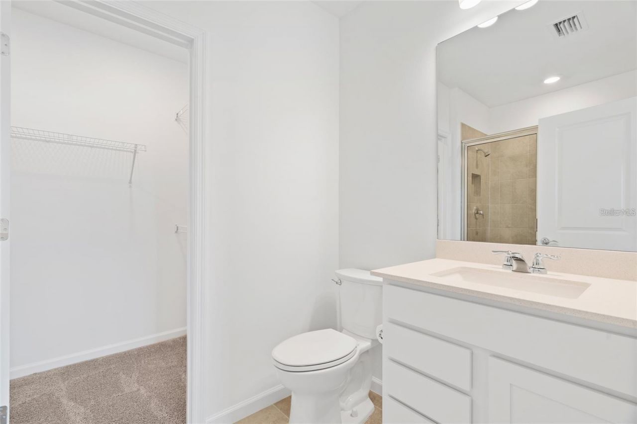 6560 Silverstar Drive, Sarasota, FL 34240 Photo