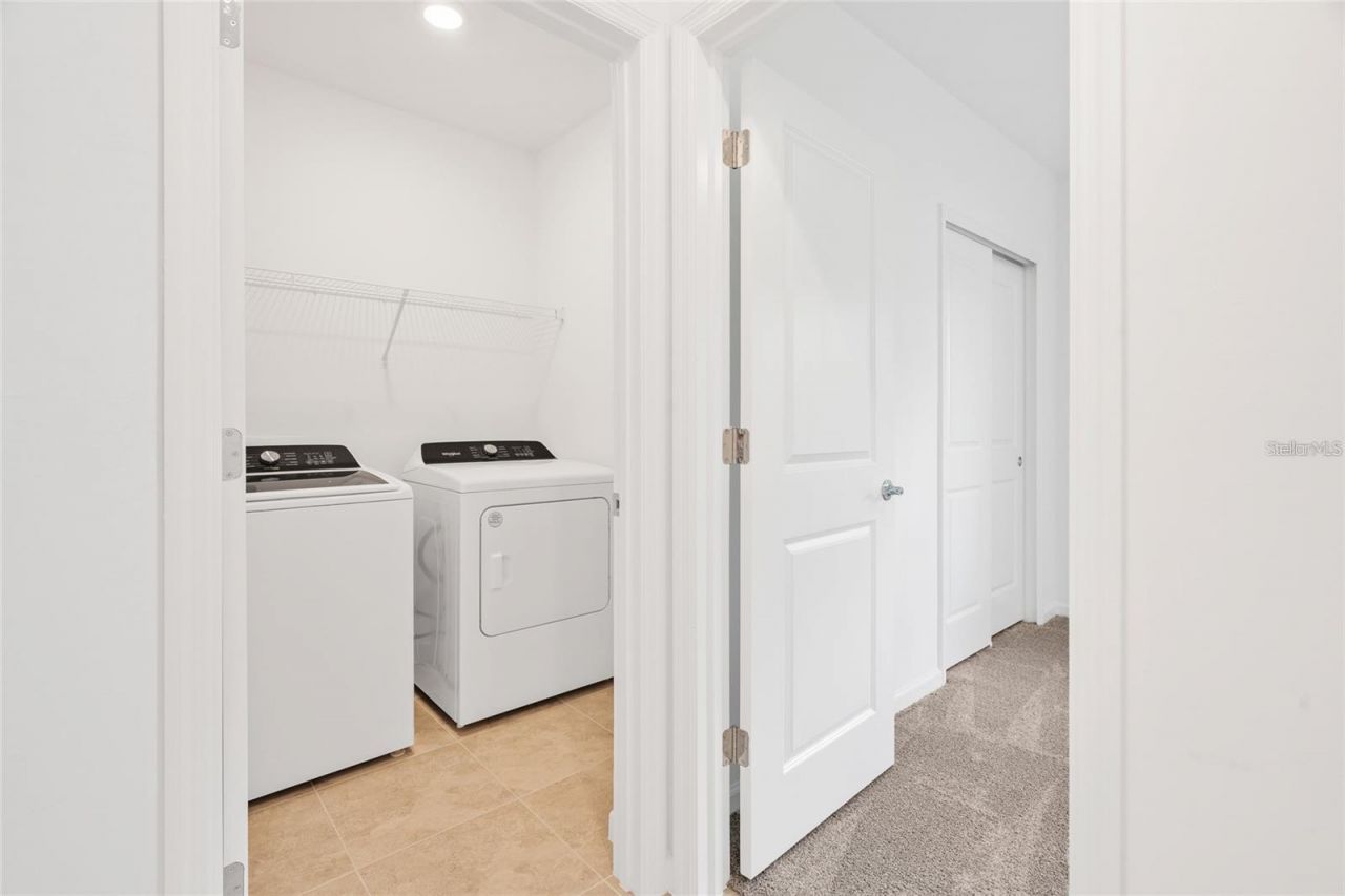 6560 Silverstar Drive, Sarasota, FL 34240 Photo