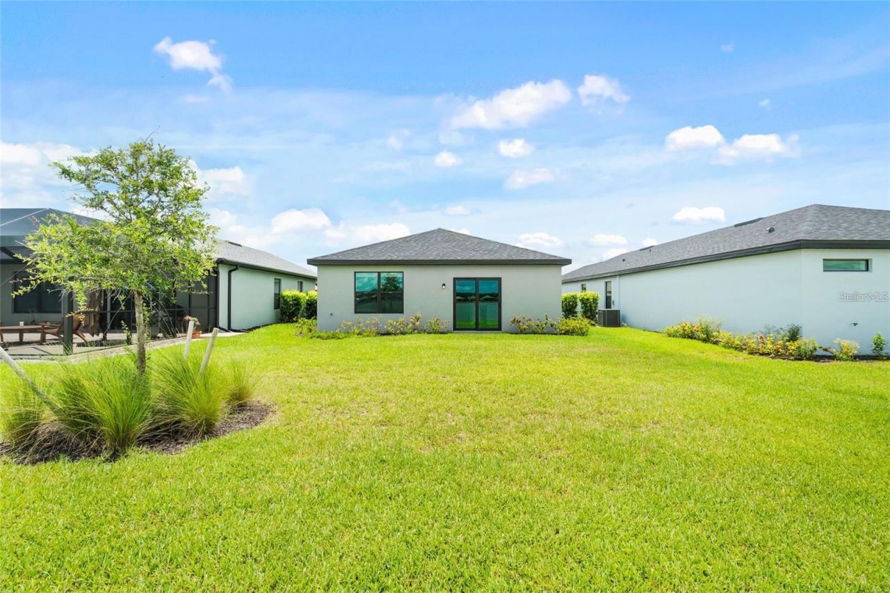 6560 Silverstar Drive, Sarasota, FL 34240 Photo