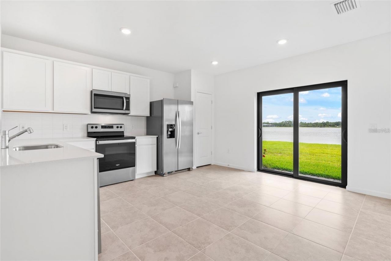 6560 Silverstar Drive, Sarasota, FL 34240 Photo