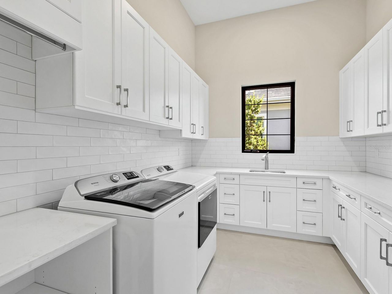 572 Blue Shell Loop , Sarasota, FL 34240 Photo