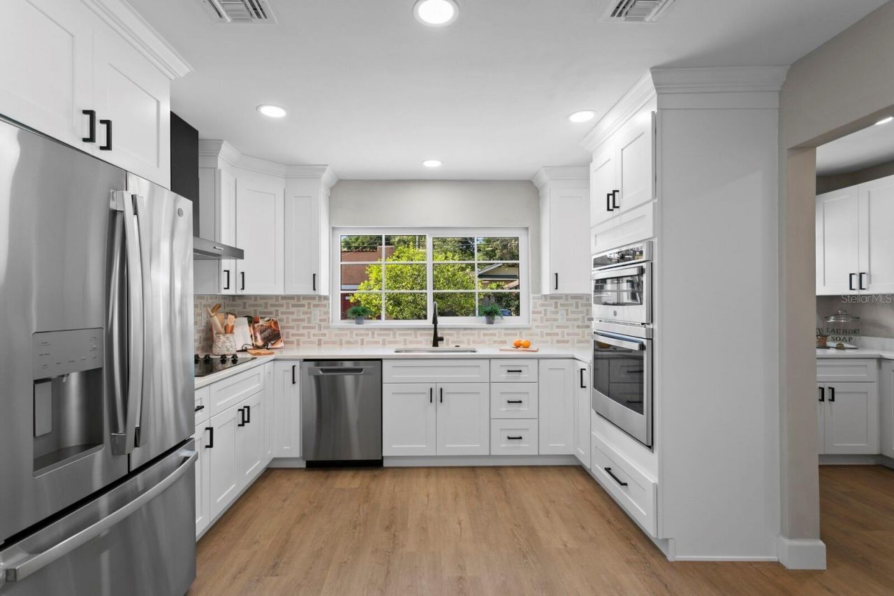262 30th Street N, Saint Petersburg, FL 33713 Photo
