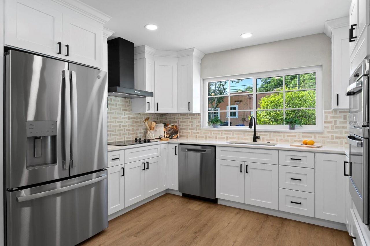 262 30th Street N, Saint Petersburg, FL 33713 Photo