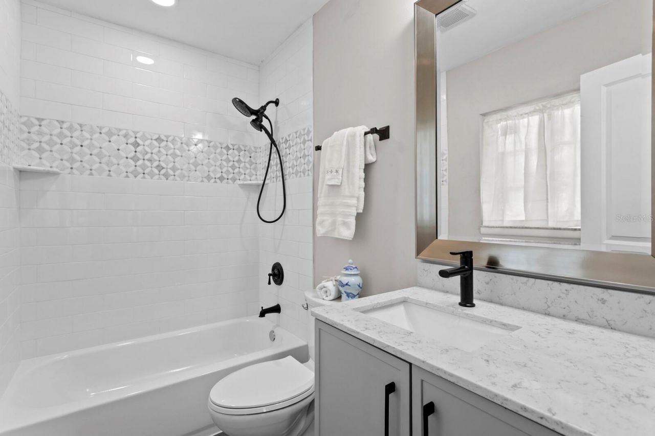 262 30th Street N, Saint Petersburg, FL 33713 Photo