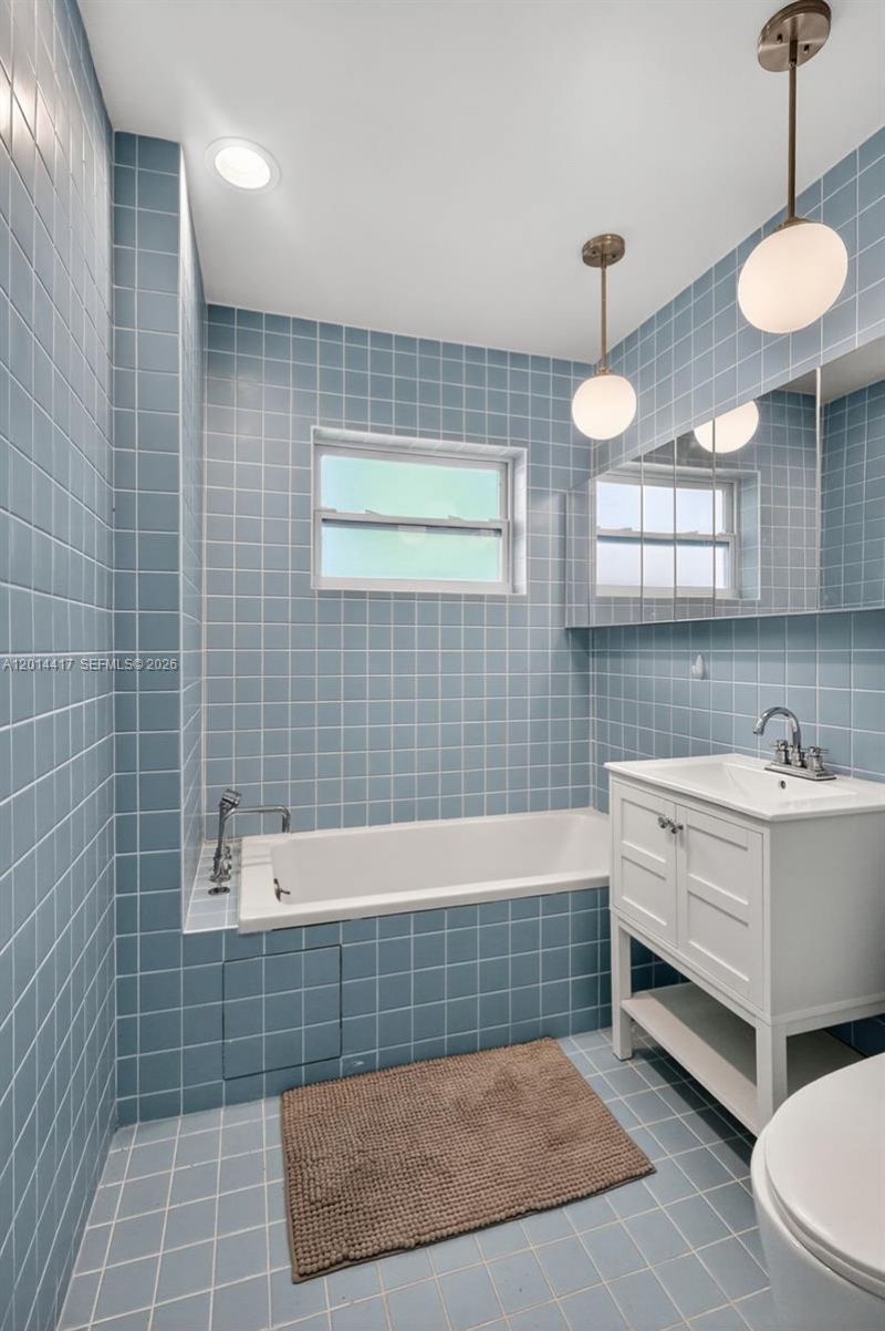 2095 Keystone Blvd , Unit 2095, North Miami, FL 33181 Photo