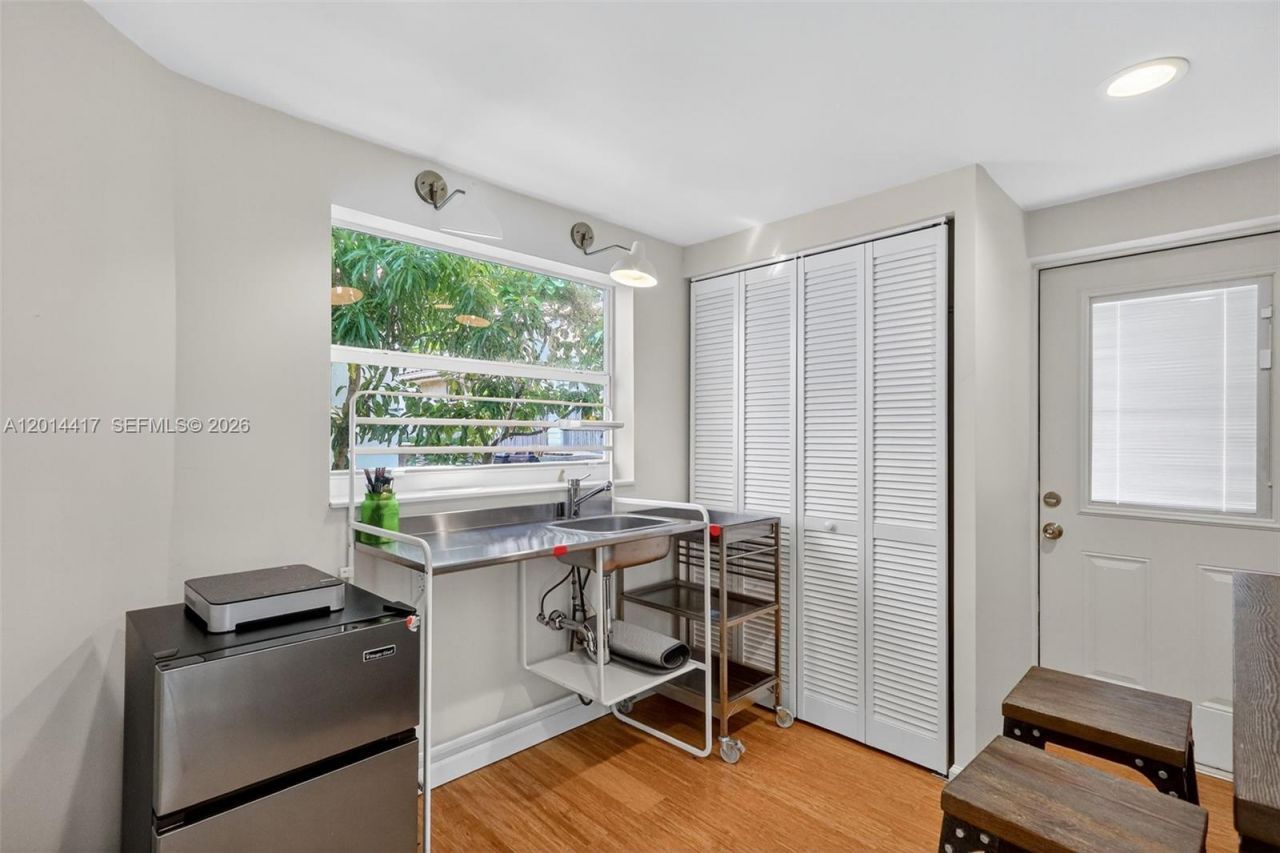 2095 Keystone Blvd , Unit 2095, North Miami, FL 33181 Photo