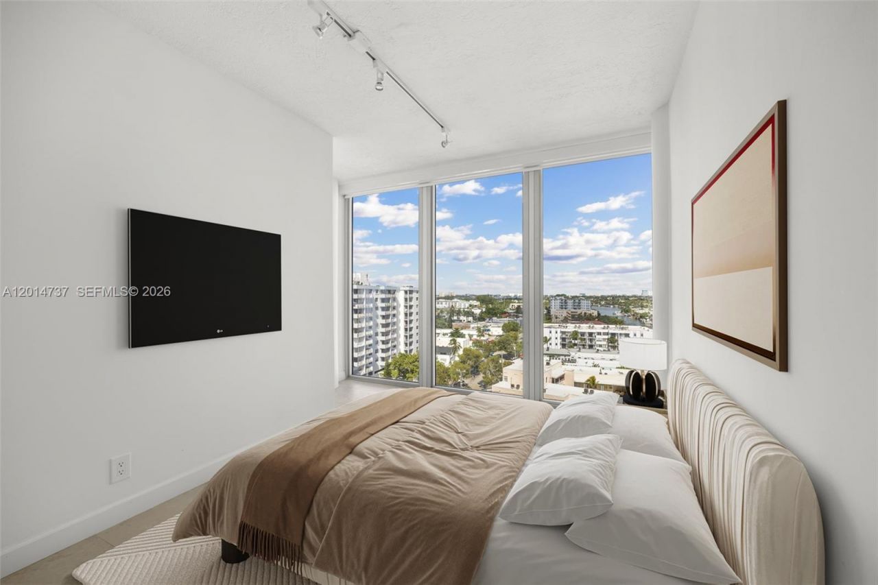 900 Bay Dr, Unit 1005 + Doc, Miami Beach, FL 33141 Photo