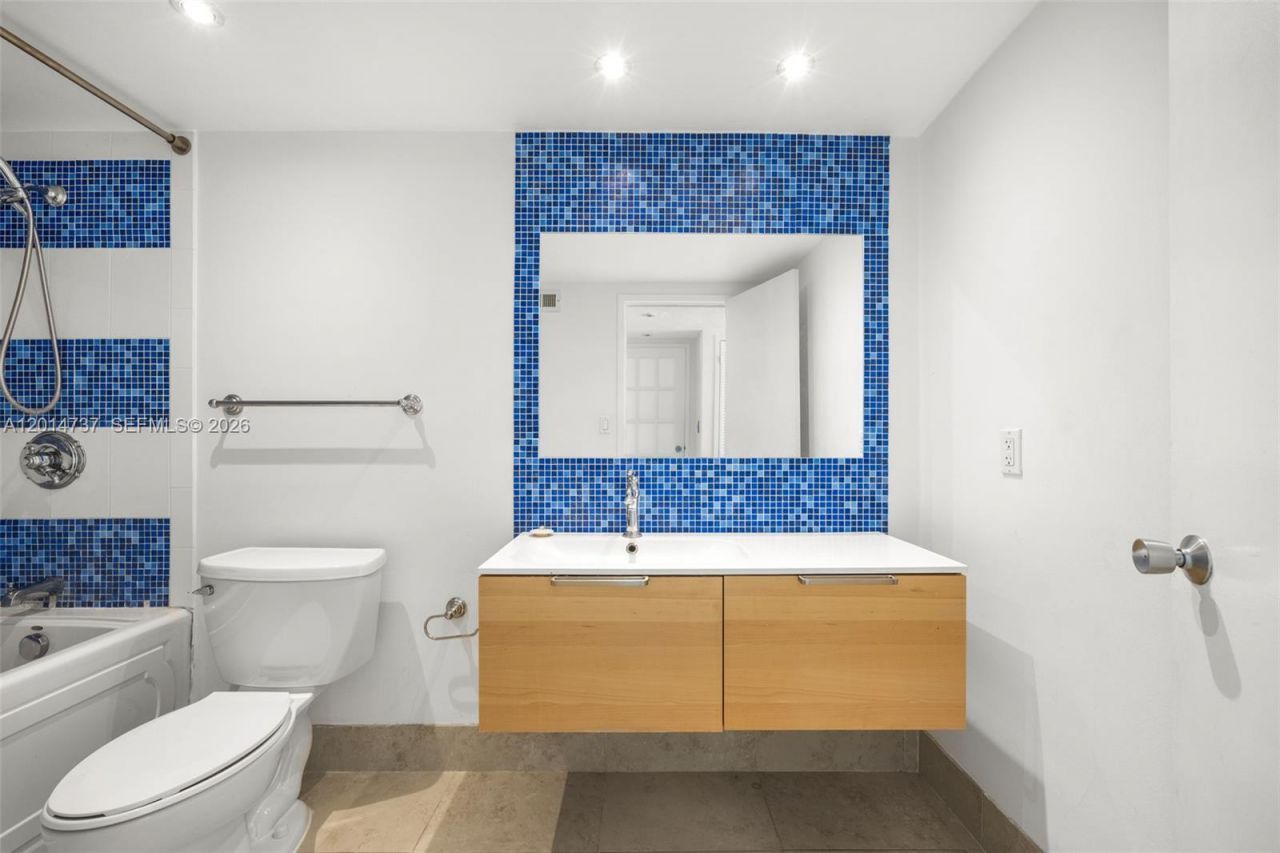 900 Bay Dr, Unit 1005 + Doc, Miami Beach, FL 33141 Photo