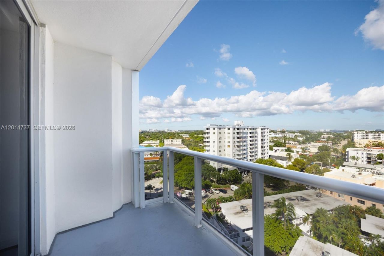 900 Bay Dr, Unit 1005 + Doc, Miami Beach, FL 33141 Photo