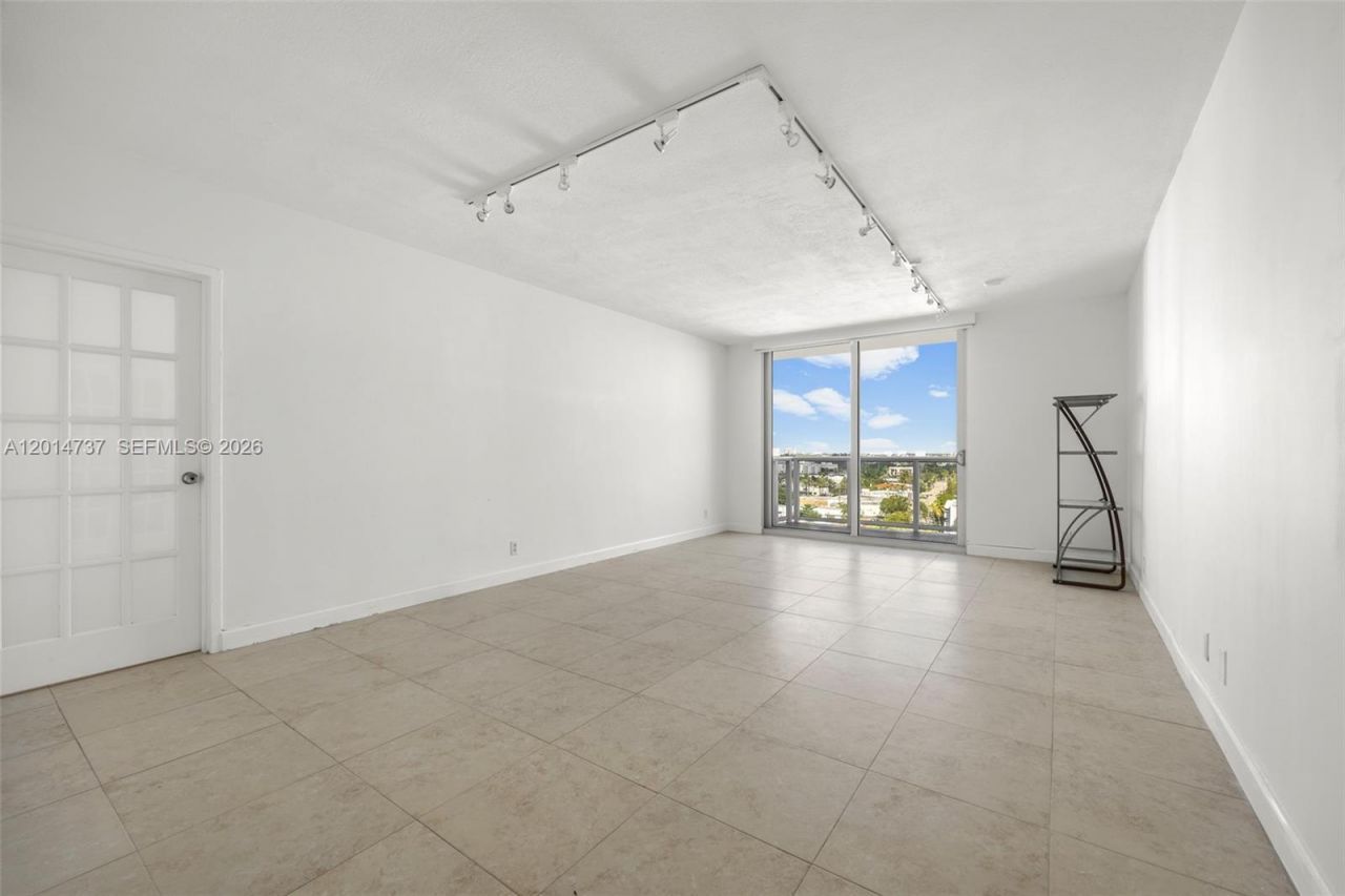 900 Bay Dr, Unit 1005 + Doc, Miami Beach, FL 33141 Photo