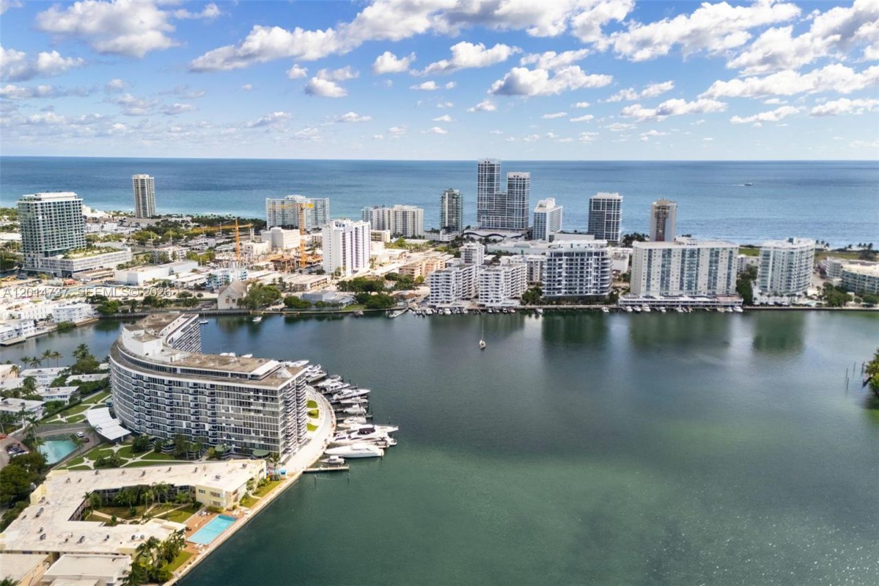 900 Bay Dr, Unit 1005 + Doc, Miami Beach, FL 33141 Photo