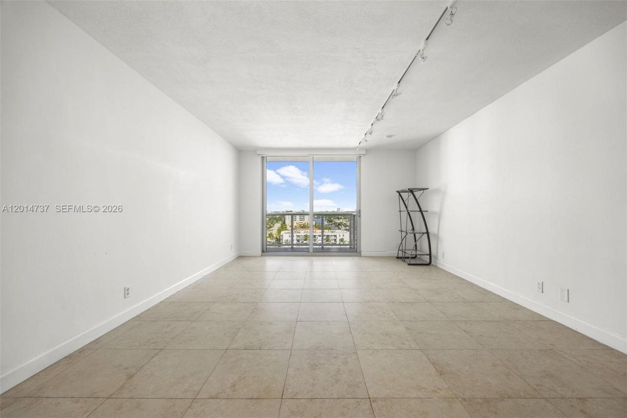 900 Bay Dr, Unit 1005 + Doc, Miami Beach, FL 33141 Photo