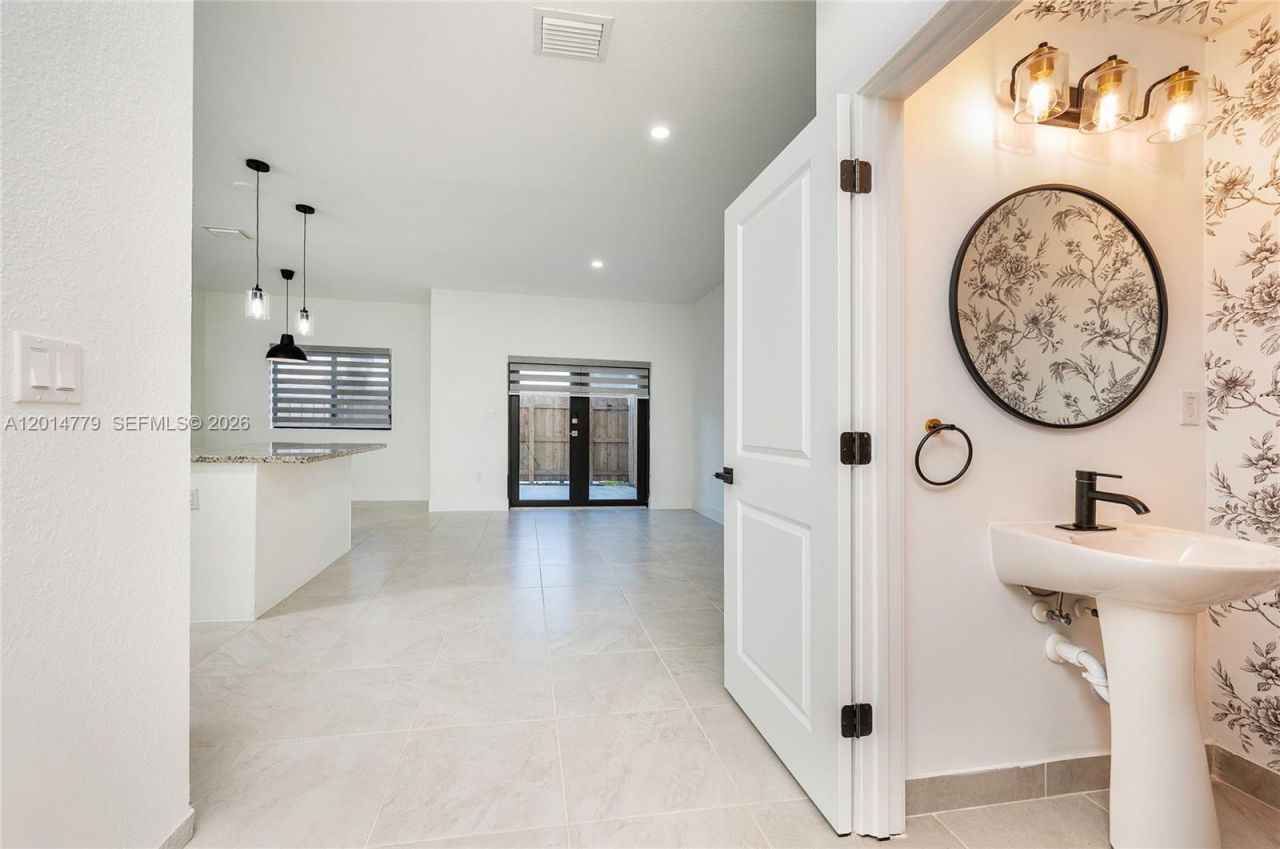 13353 SW 250th Ter, Homestead, FL 33032 Photo
