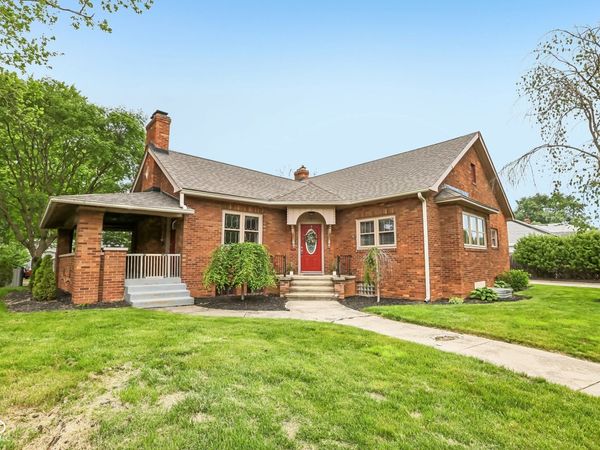 20 E Pleasant Run Parkway North Drive , Indianapolis, IN 46225