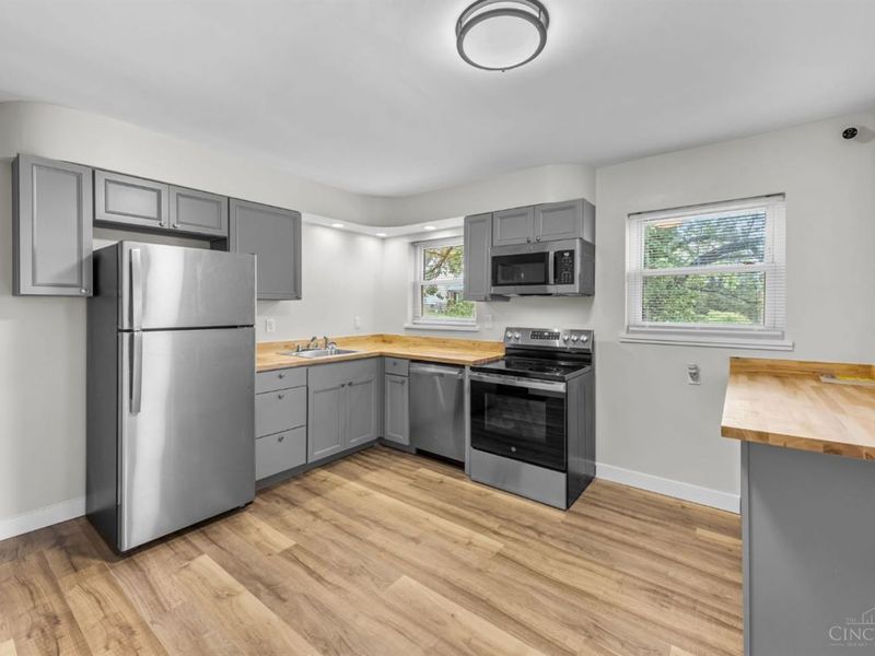 3413 Millrich Avenue, Cincinnati, OH 45211 Photo 9