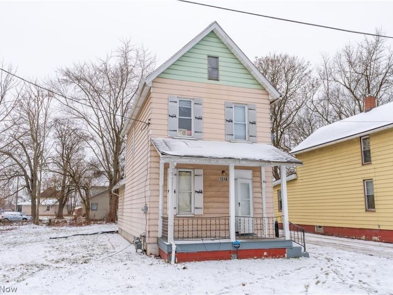 1318 4th Street NE, Canton, OH 44704 Photo 2