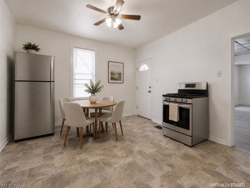 1318 4th Street NE, Canton, OH 44704 Photo 8