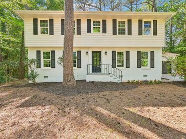 5321 Fieldstone Drive, Raleigh, NC 27609